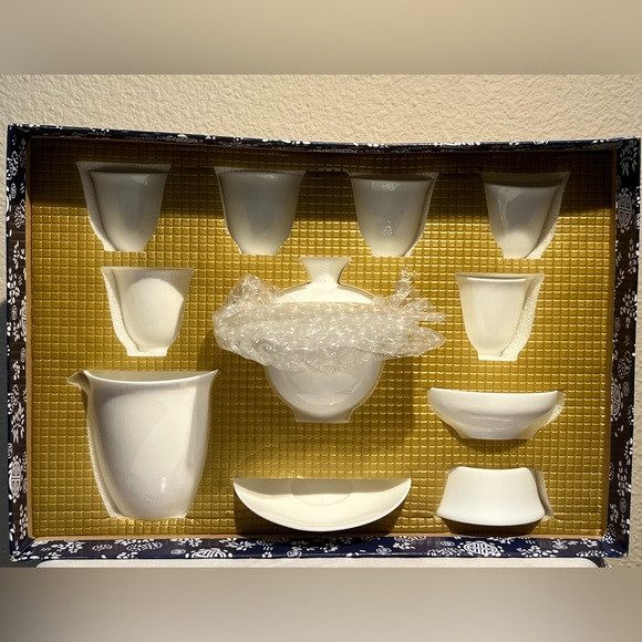Chic White Porcelain Tea Set